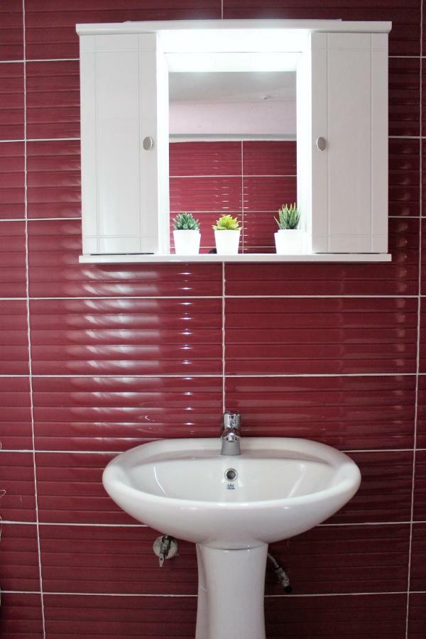 Liby'S Luxury Apartmemt Kavála ภายนอก รูปภาพ