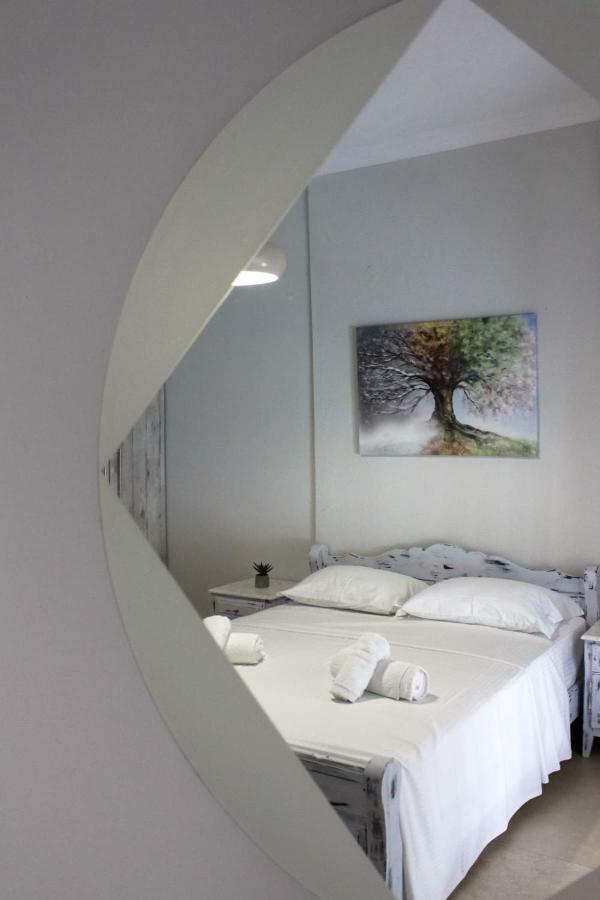 Liby'S Luxury Apartmemt Kavála ภายนอก รูปภาพ